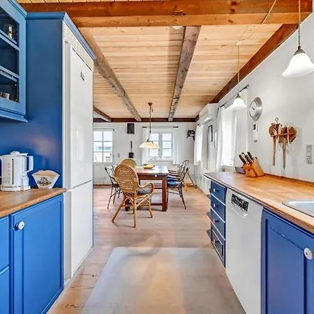 Stunning Home In Hvide Sande With Sauna * Bjerregård