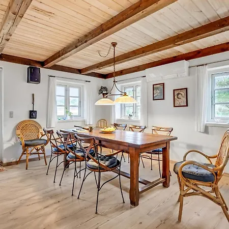 Hébergement de vacances Stunning Home In Hvide Sande With Sauna